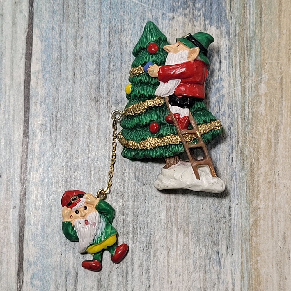 Gnomos & Christmas tree Brooch.